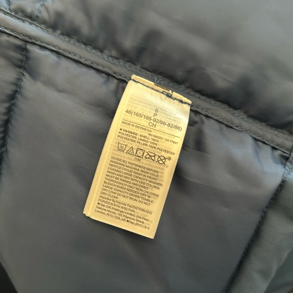 GAP Oversized Puffer Jacket NWT - Picture 7 of 9